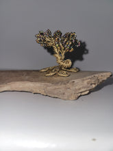 Load image into Gallery viewer, Gold wire bonsai
