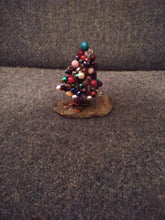 Load image into Gallery viewer, Handmade Wire Beaded Charlie Brown Bubble Gum Tree
