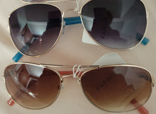 Load image into Gallery viewer, Classic aviators
